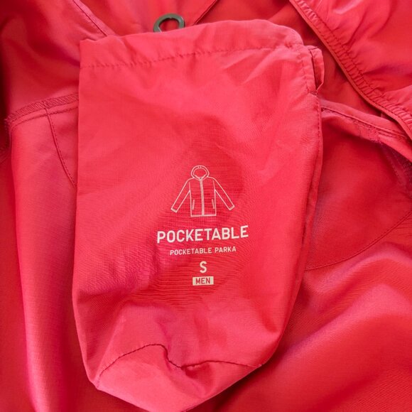 Uniqlo Men's Size S Red UV Protection Pocketable Parka - Picture 13 of 13